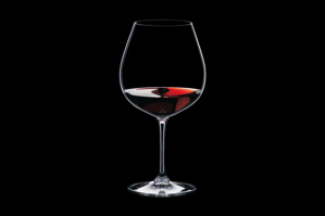 riedel-pinot-noir-burgundy-glass
